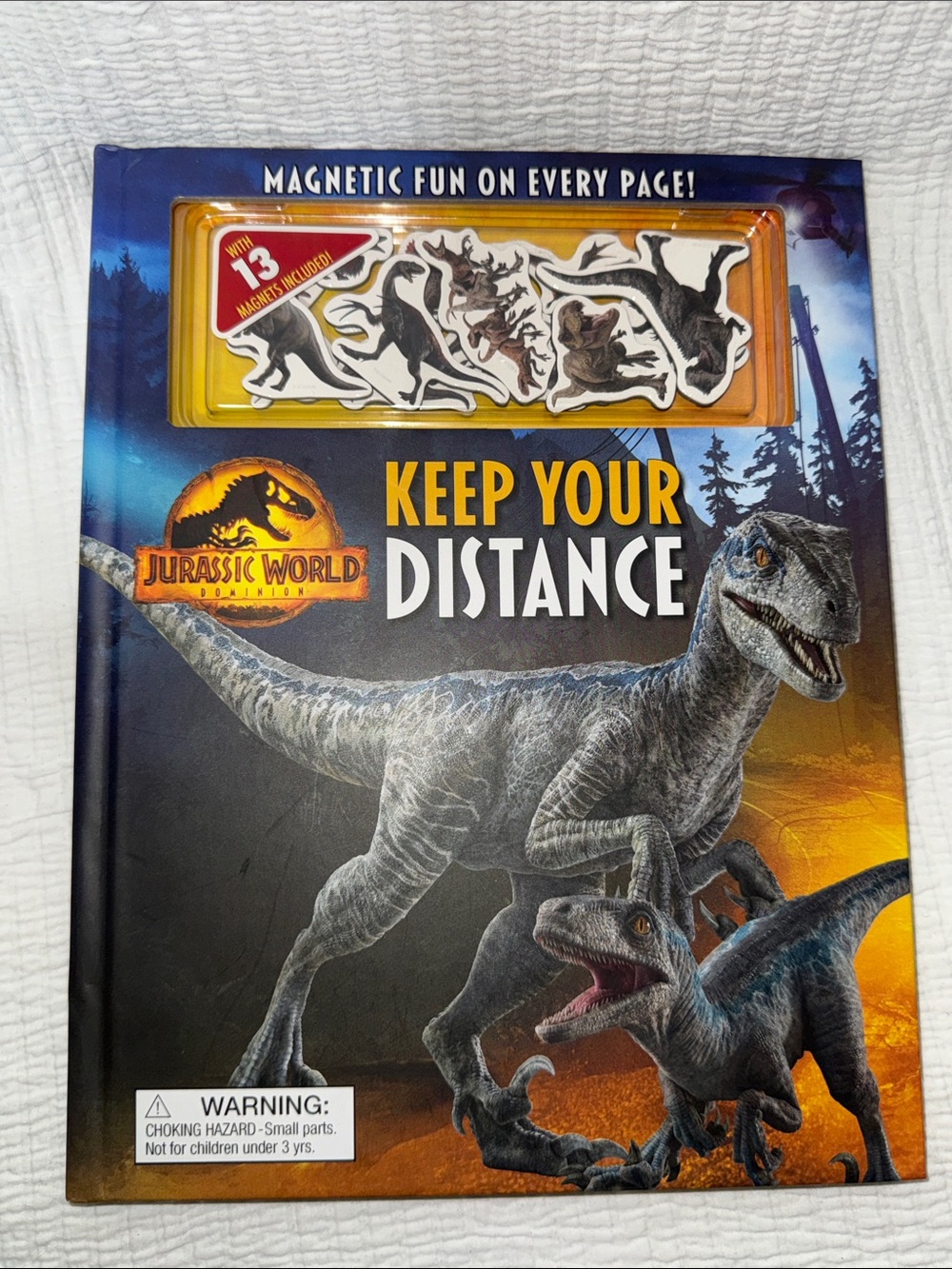 Jurassic World Keep Your Distance Magnetic Activity Book – Blue